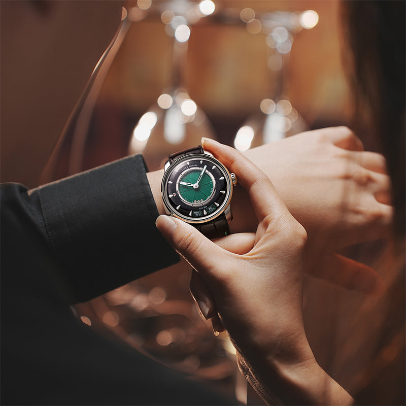 Reloj automático Sic Bo verde de la serie Player de Lucky Harvey