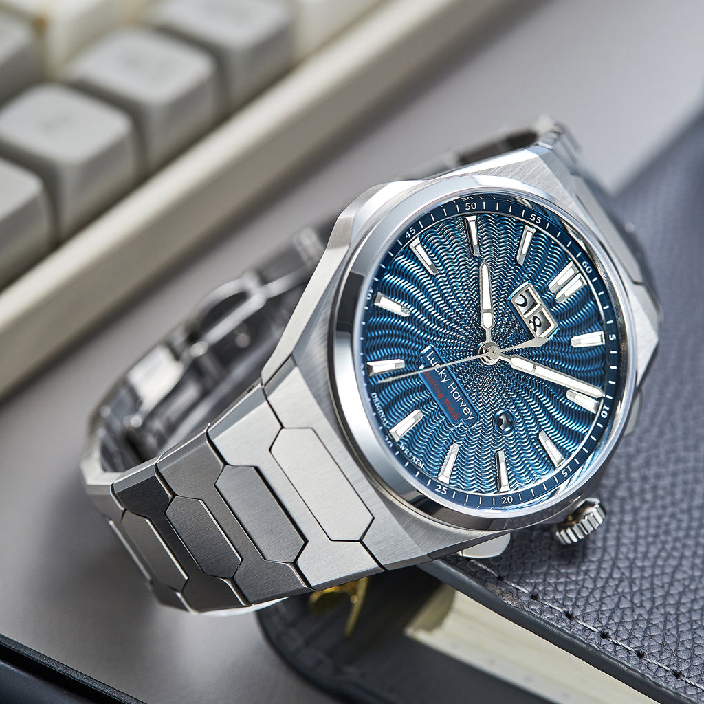 【Édition limitée 300 pièces】Sound Of Nature Guilloché Ocean Blue Dial Big Date Chiming Montre automatique Lucky Harvey