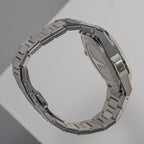 Finely polished case, full of gloss