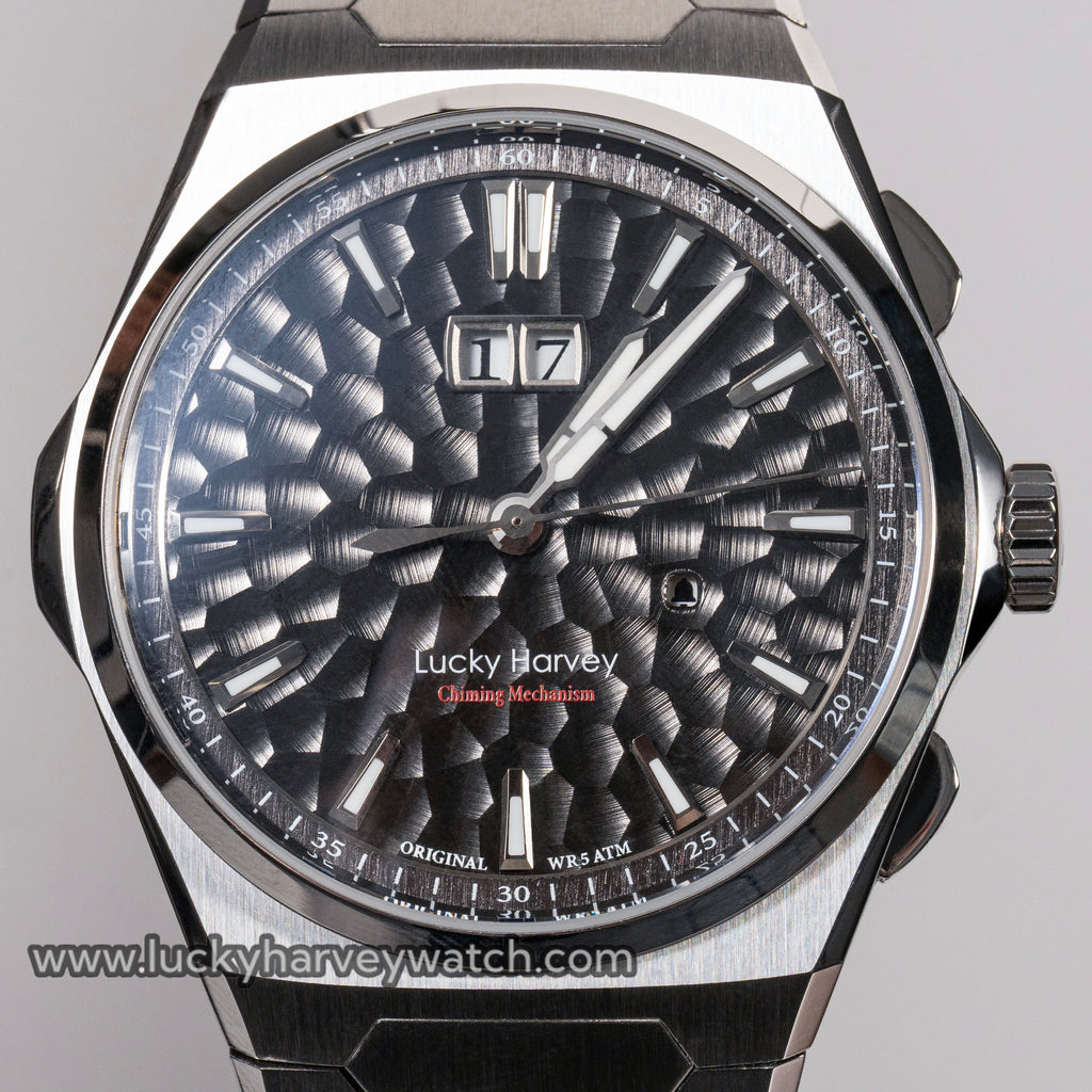 Hammered dials simulate the lines left by a hammer blow